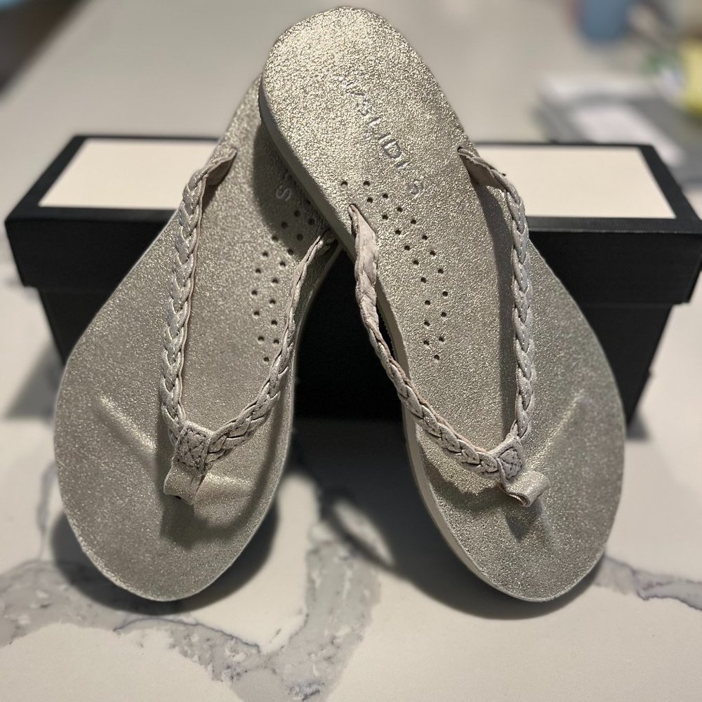 J/Slides Nadia Leather Strap Flip Flops